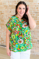 Lizzy Cap Sleeve Top in Retro Green Floral